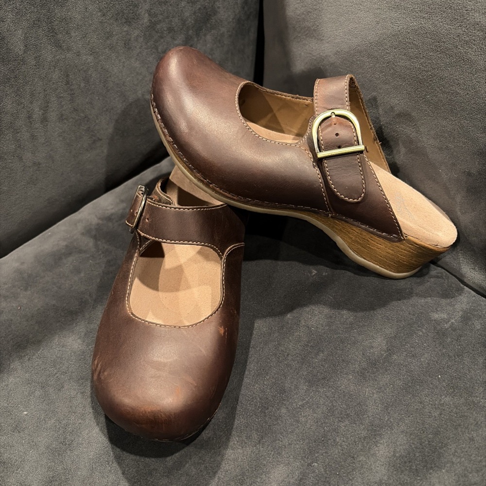 Dansko Martina Brown Leather Comfort Clogs Mules Cottage Boho 8 38 EUC